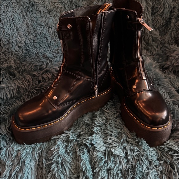 Dr. Martens Jetta Hi Max leather platform boots, Size 9L - Picture 8 of 9